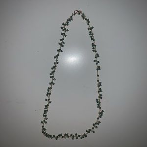 Green and gold short necklace